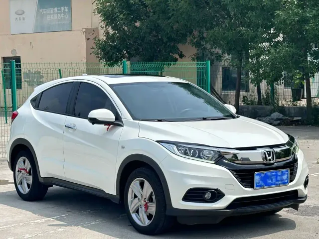 Honda Vezel — Фото автомобиля 3