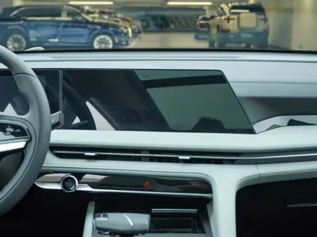 Changan CS75 Plus — Фото автомобиля 18