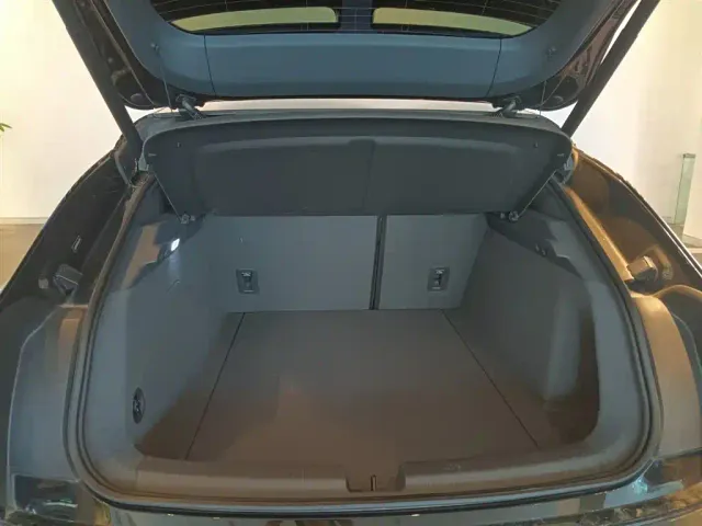 Audi E5 Sportback — Фото автомобиля 10