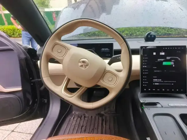 Nio ET5 Touring — Фото автомобиля 6
