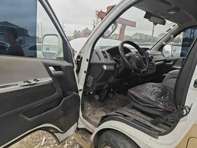 Foton Fengjing G7 — Фото автомобиля 13