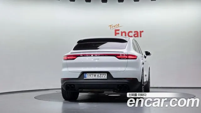 Фотография автомобиля — Porsche Cayenne
