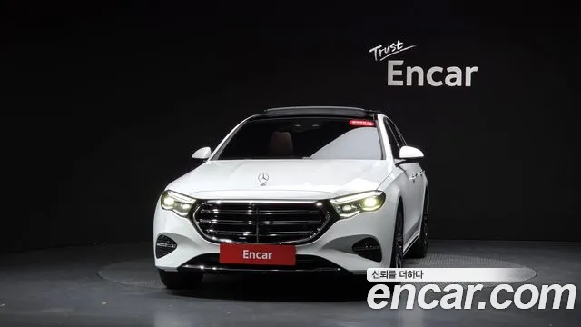 Mercedes-Benz E-Class E-класс W214 E300 4MATIC Exclusive — Фото автомобиля 2