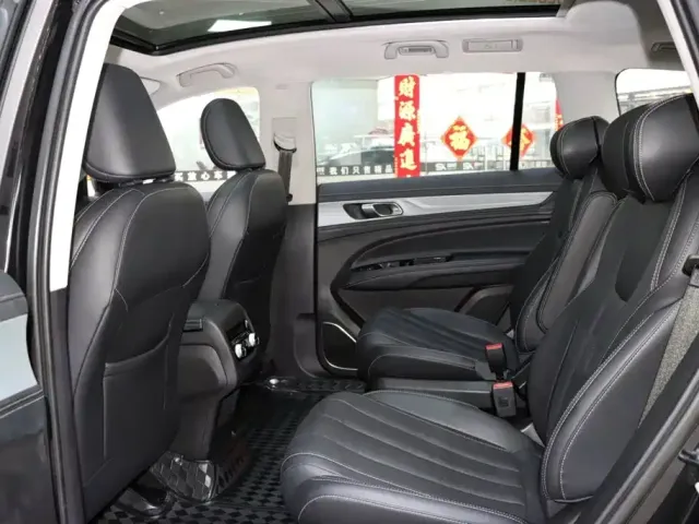 Ford Territory — Фото автомобиля 12