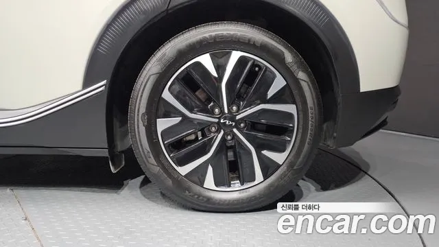 Kia EV6 — Фото автомобиля 20