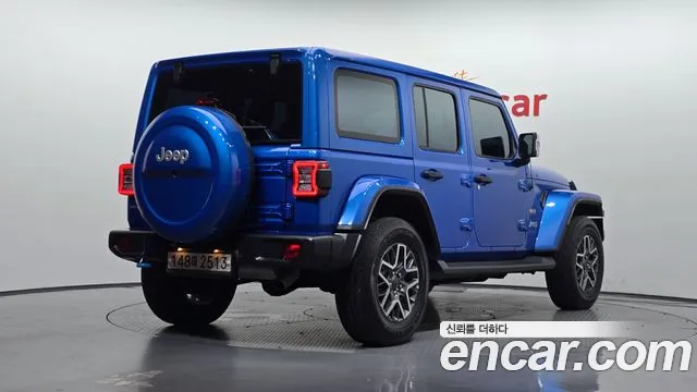 Jeep Wrangler JL — Фото автомобиля 2