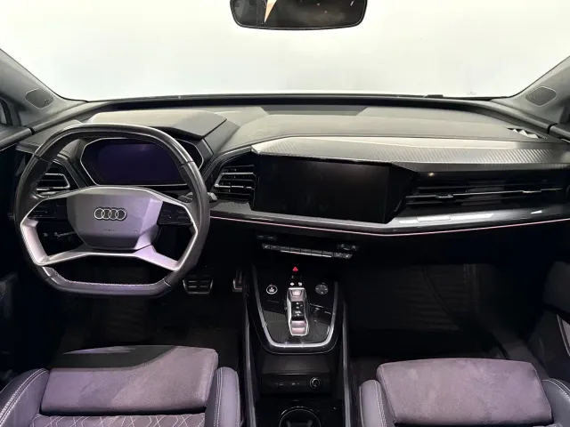 Audi Q4 e-tron — Фото автомобиля 7