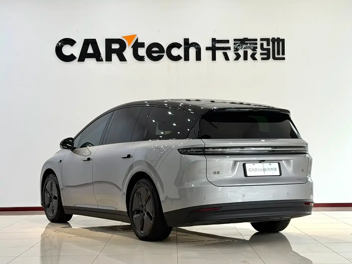 Li Auto Li i8 2025 Standard Edition — Фото автомобиля 21