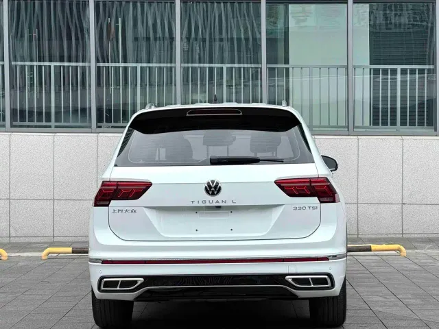 Volkswagen Tiguan L — Фото автомобиля 8