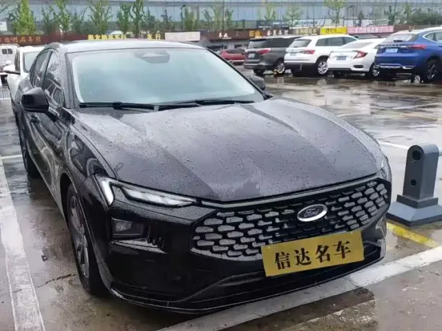 Ford Mondeo — Фото автомобиля 3