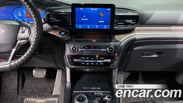 Ford Explorer Generation 6 — Фото автомобиля 14