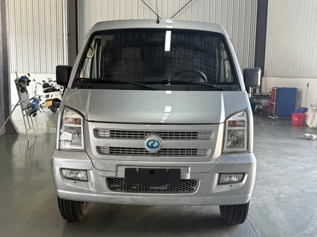 Ruichi New Energy EC35 — Фото автомобиля 2