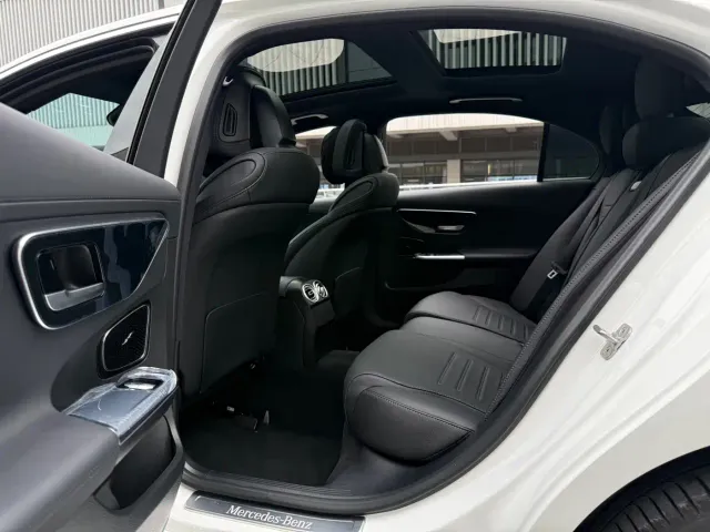 Mercedes-Benz C-Class — Фото автомобиля 20