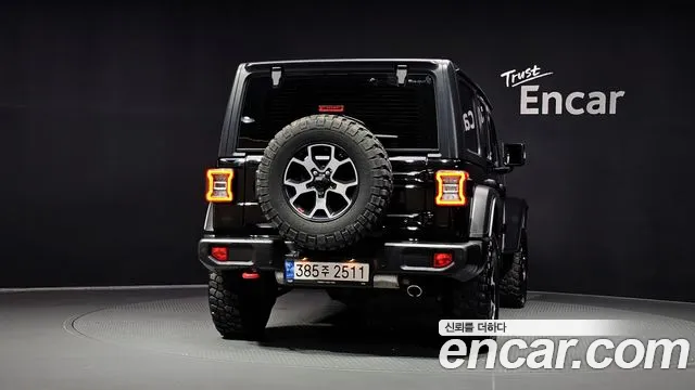 Jeep Wrangler JL — Фото автомобиля 4