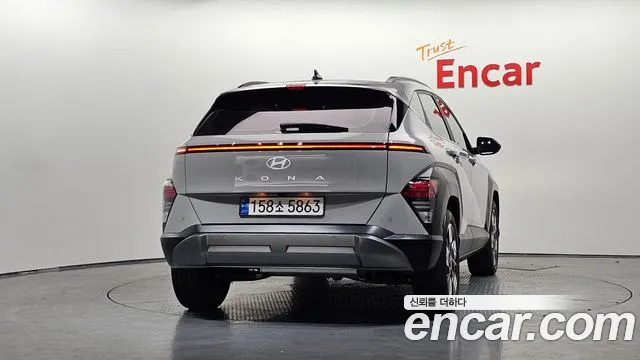 Hyundai Kona — Фото автомобиля 4