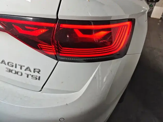 Volkswagen Sagitar — Фото автомобиля 7