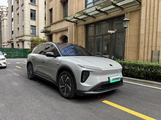 Nio ES6 — Фото автомобиля 3