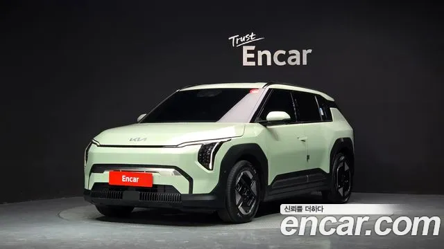 Фотография автомобиля — Kia EV3