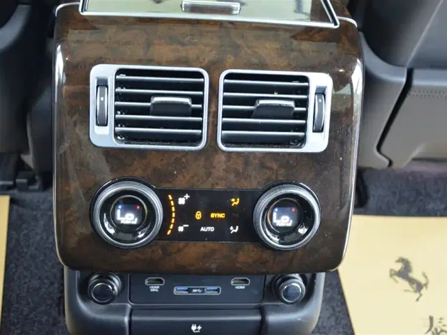 Land Rover Range Rover — Фото автомобиля 11