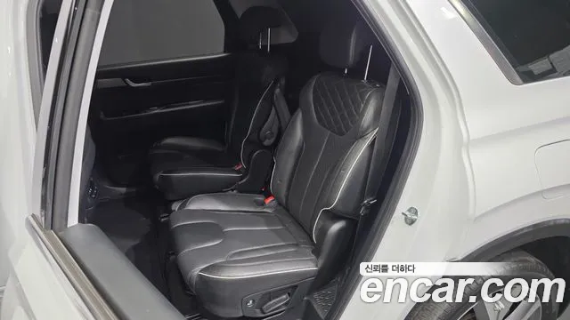 Hyundai Palisade Palisade Бензин 3.8 2WD — Фото автомобиля 26