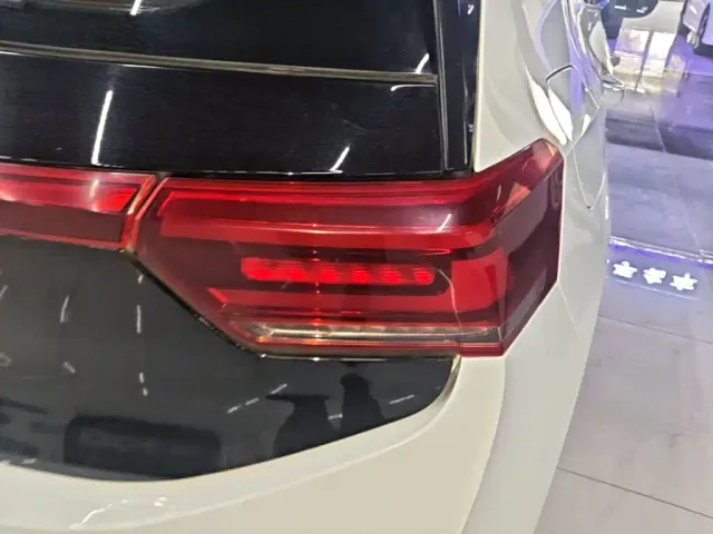 Volkswagen ID.3 — Фото автомобиля 7