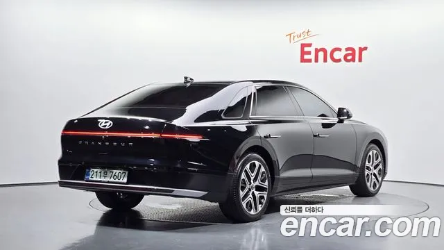 Hyundai Grandeur GN7 — Фото автомобиля 2