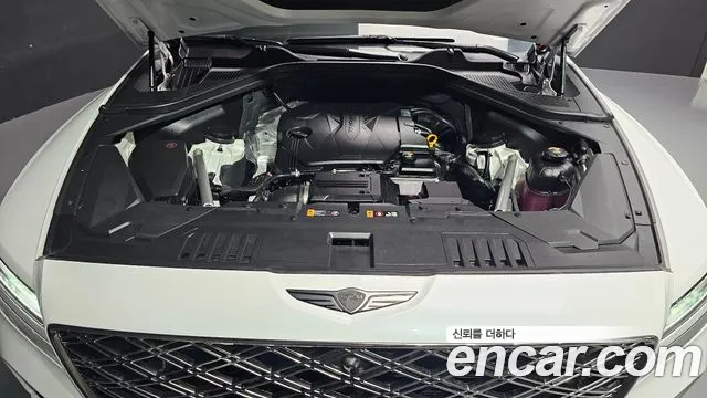 Genesis GV80 — Фото автомобиля 9