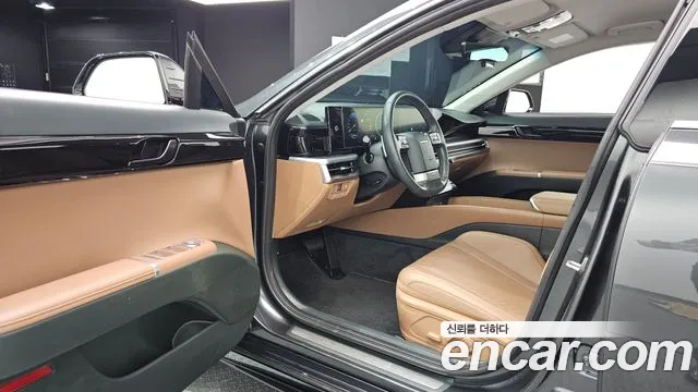 Hyundai Grandeur GN7 — Фото автомобиля 10