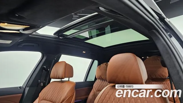 BMW X7 — Фото автомобиля 18