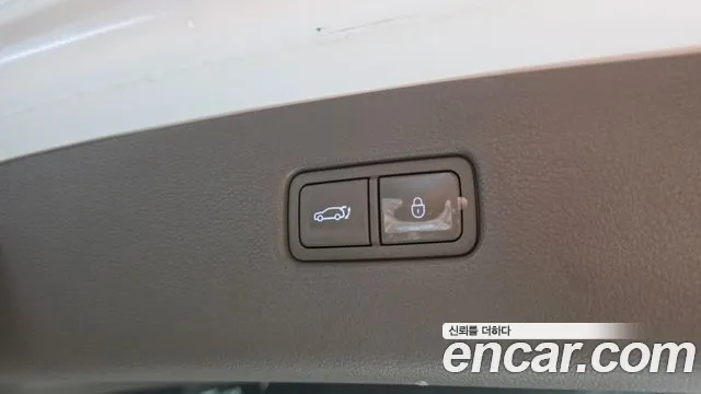 Genesis GV80 — Фото автомобиля 29