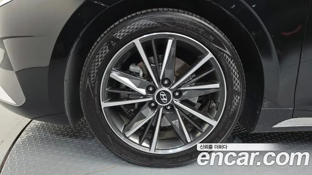 Hyundai Grandeur Grandeur (New) — Фото автомобиля 5