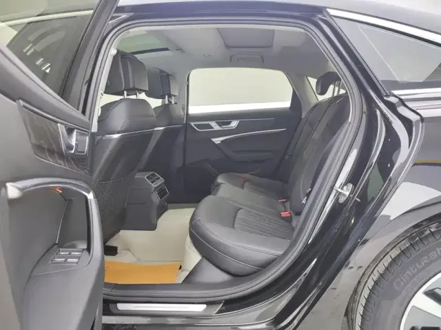 Audi Audi A6L 2023 Facelift 45 TFSI Premium Elegance — Фото автомобиля 9