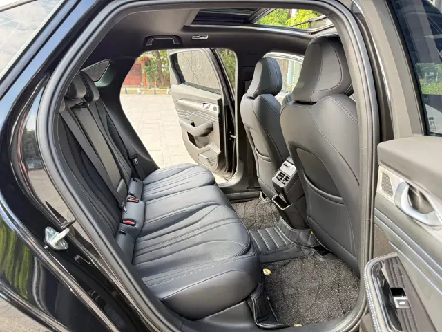 Geely Xingrui — Фото автомобиля 9