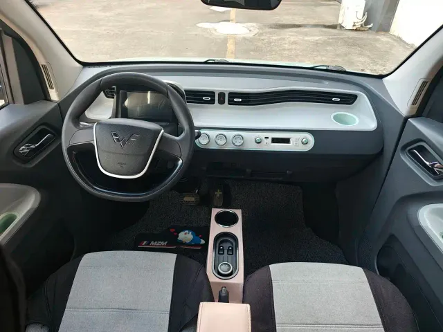 Wuling Hongguang Mini EV — Фото автомобиля 8