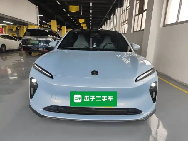 Nio ET5 Touring — Фото автомобиля 2