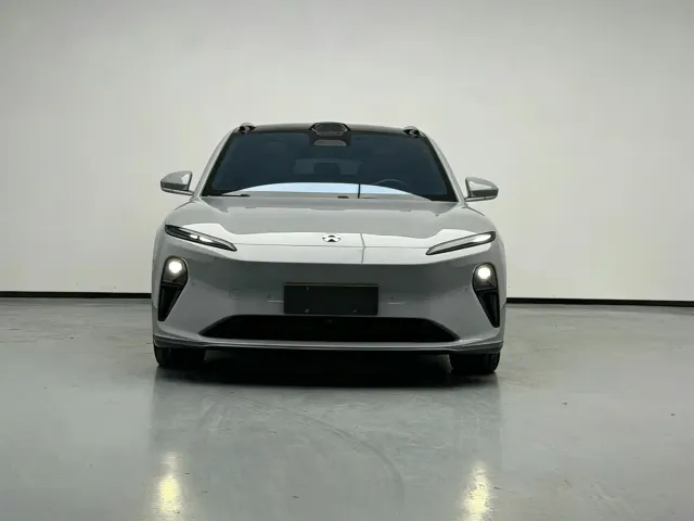 Nio ET5 Touring — Фото автомобиля 3