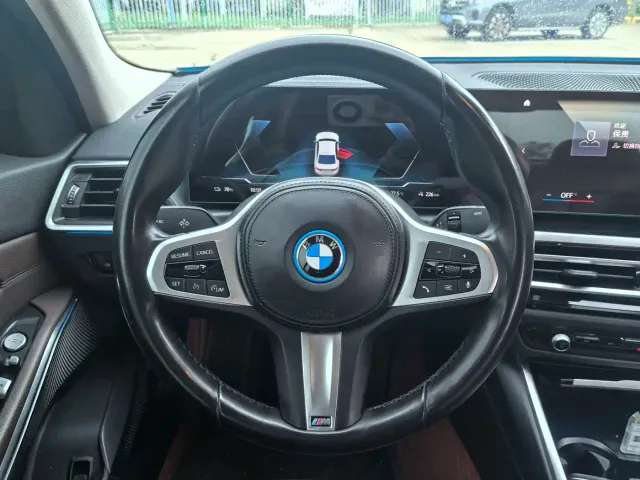 BMW i3 — Фото автомобиля 17