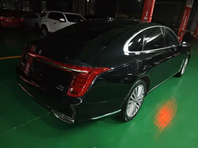 Hongqi H9 — Фото автомобиля 22
