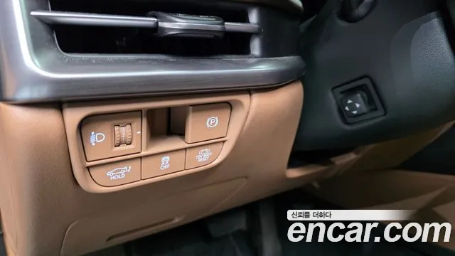 Hyundai Grandeur GN7 — Фото автомобиля 30