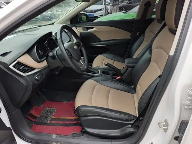 Chevrolet Monza — Фото автомобиля 14