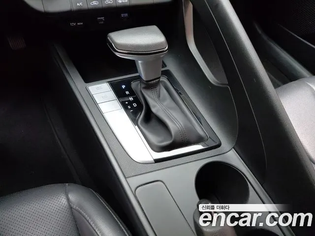 Hyundai AVANTE Avante (CN7) 1.6 LPi (Для проката) — Фото автомобиля 9