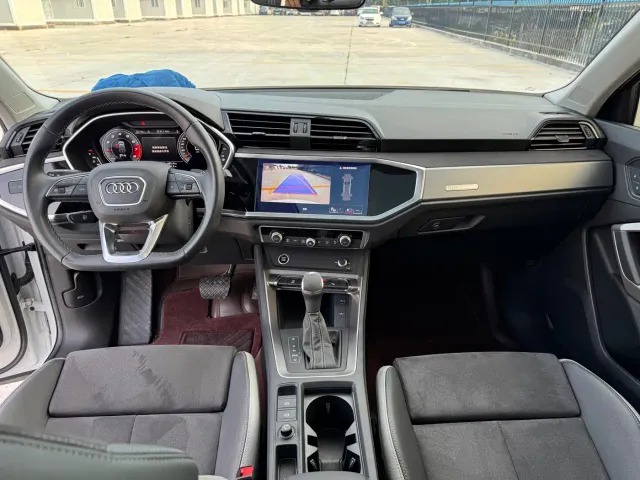 Audi Q3 — Фото автомобиля 6