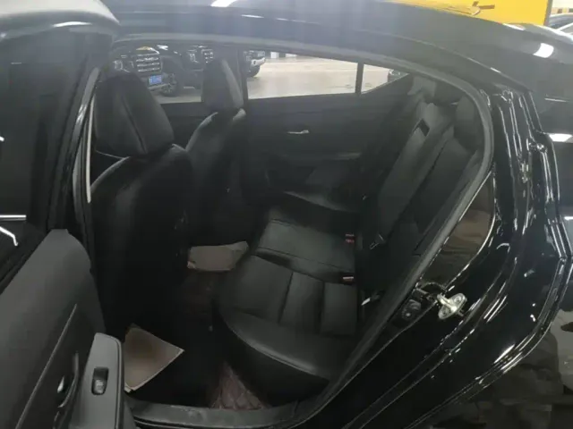 Nissan Sylphy — Фото автомобиля 16