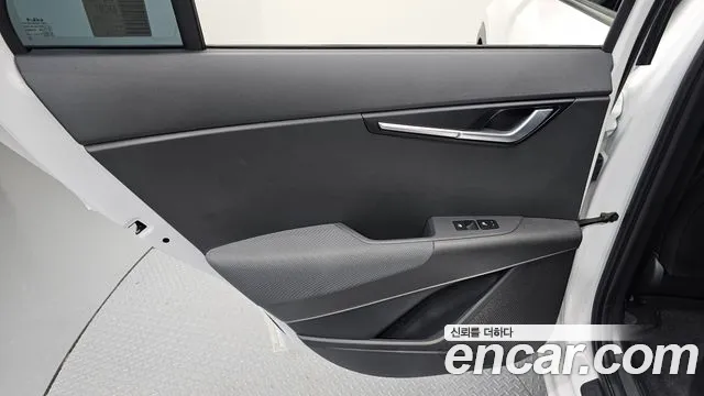 Kia Niro Niro (New) — Фото автомобиля 14