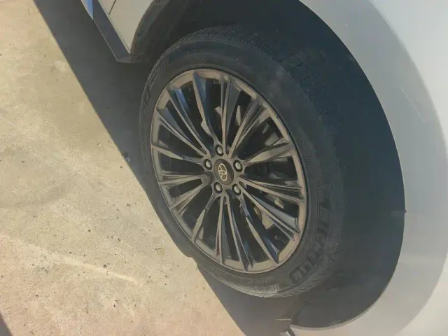 Toyota Granvia — Фото автомобиля 6