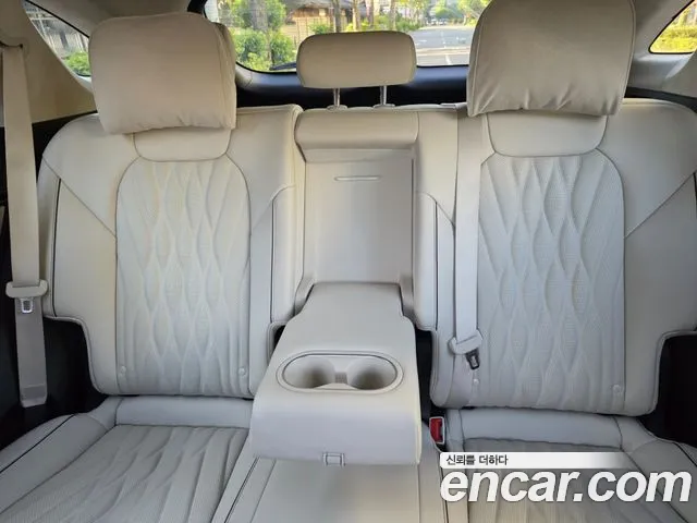 Genesis GV70 — Фото автомобиля 6