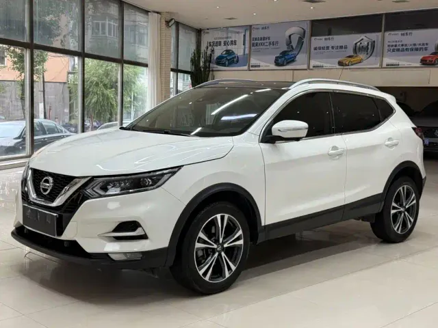 Фотография автомобиля — Nissan Qashqai