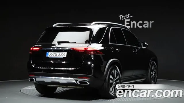 Mercedes-Benz GLE-Class — Фото автомобиля 2