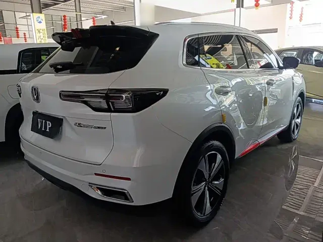 Changan CS55 Plus — Фото автомобиля 6