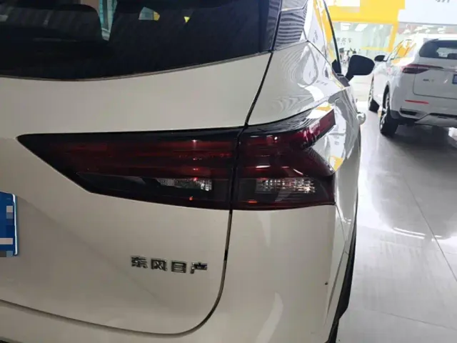 Nissan Qashqai — Фото автомобиля 7